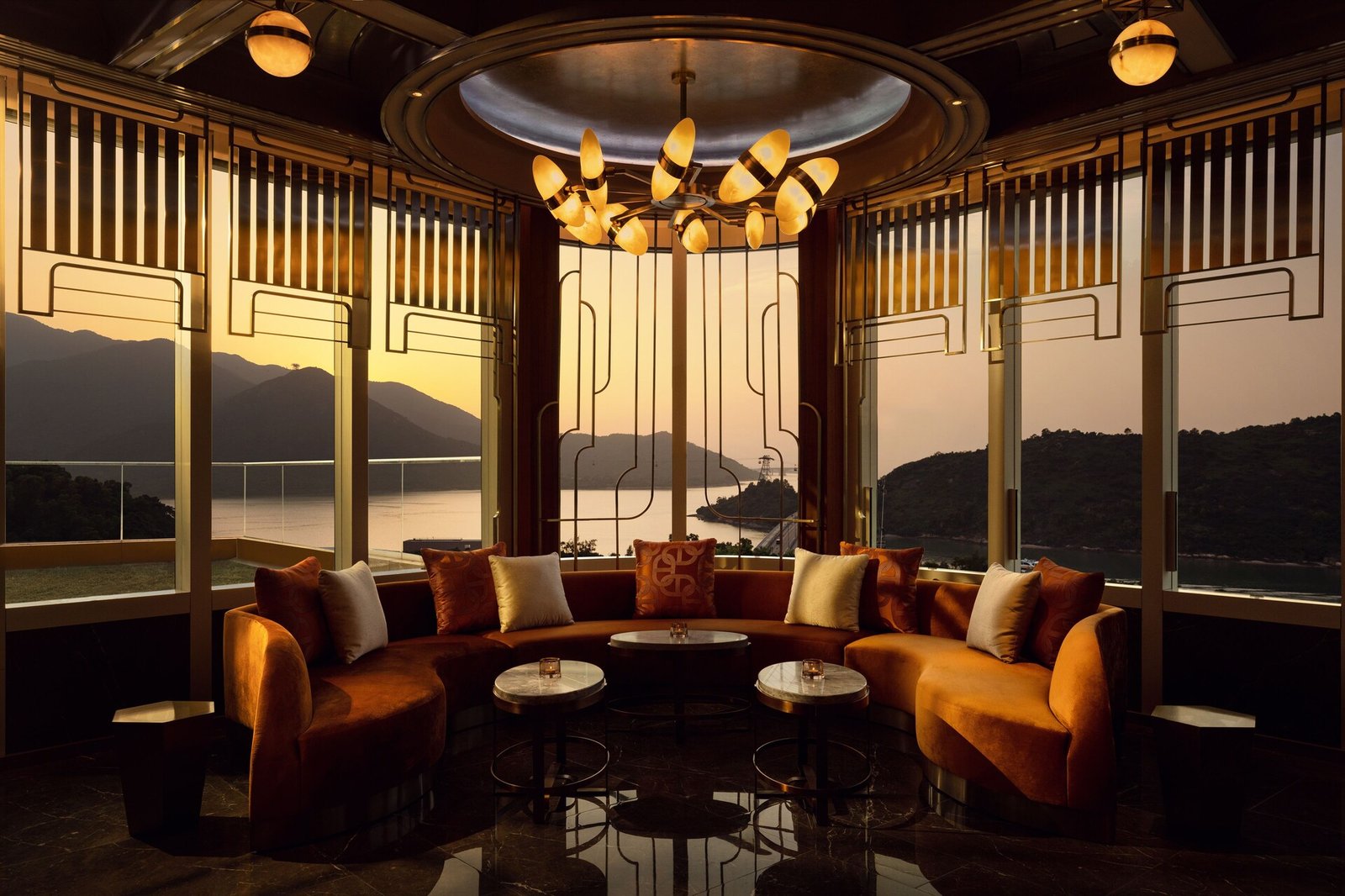 The Silveri Hotel Hong Kong - MGallery Collection — eat & drink