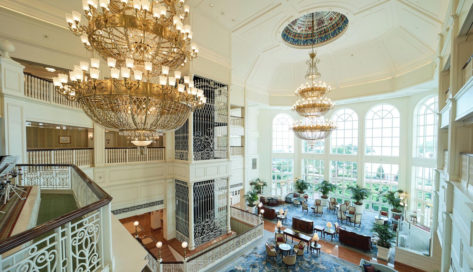 Hong Kong Disneyland Hotel