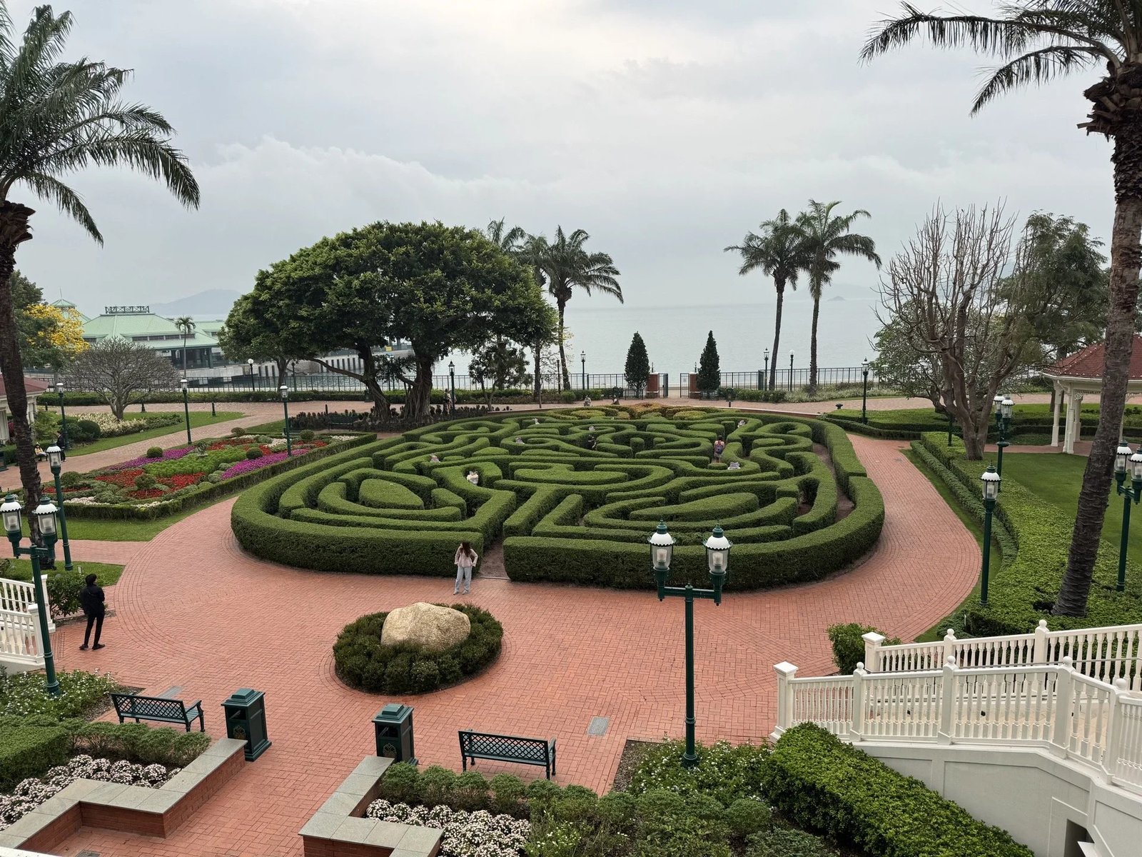 Hong Kong Disneyland Hotel — vibe