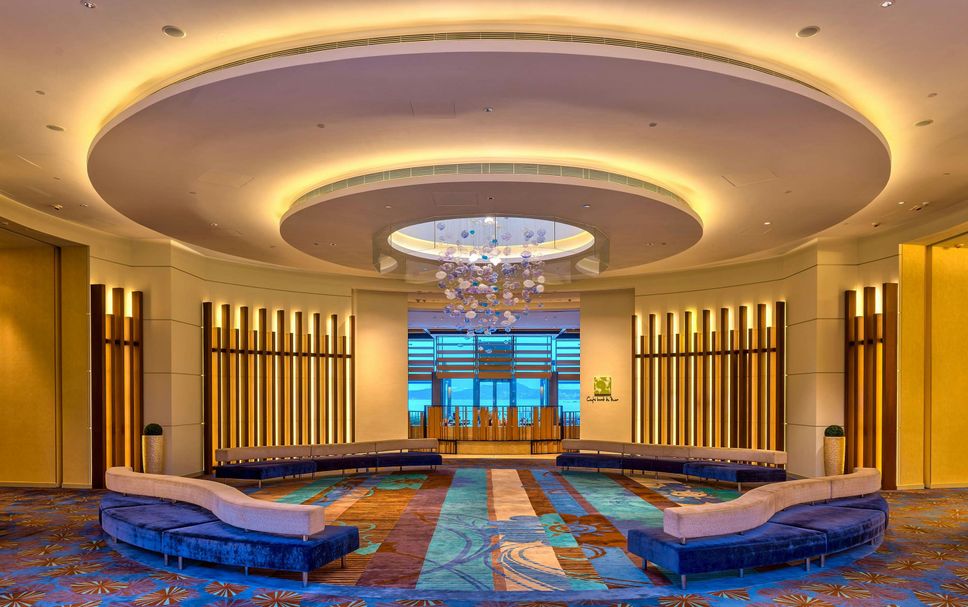 Auberge Discovery Bay Hong Kong — eat & drink