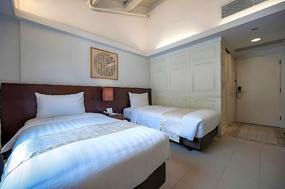 Heritage Lodge — rooms