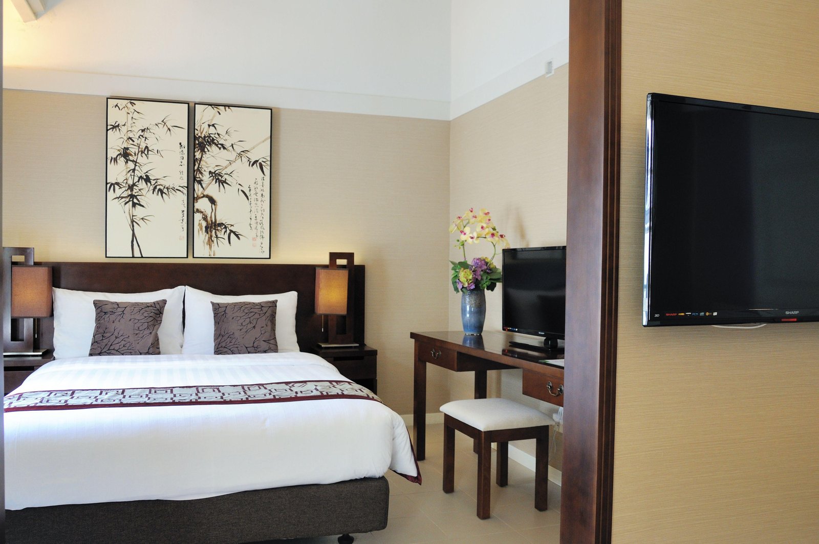 Heritage Lodge — rooms