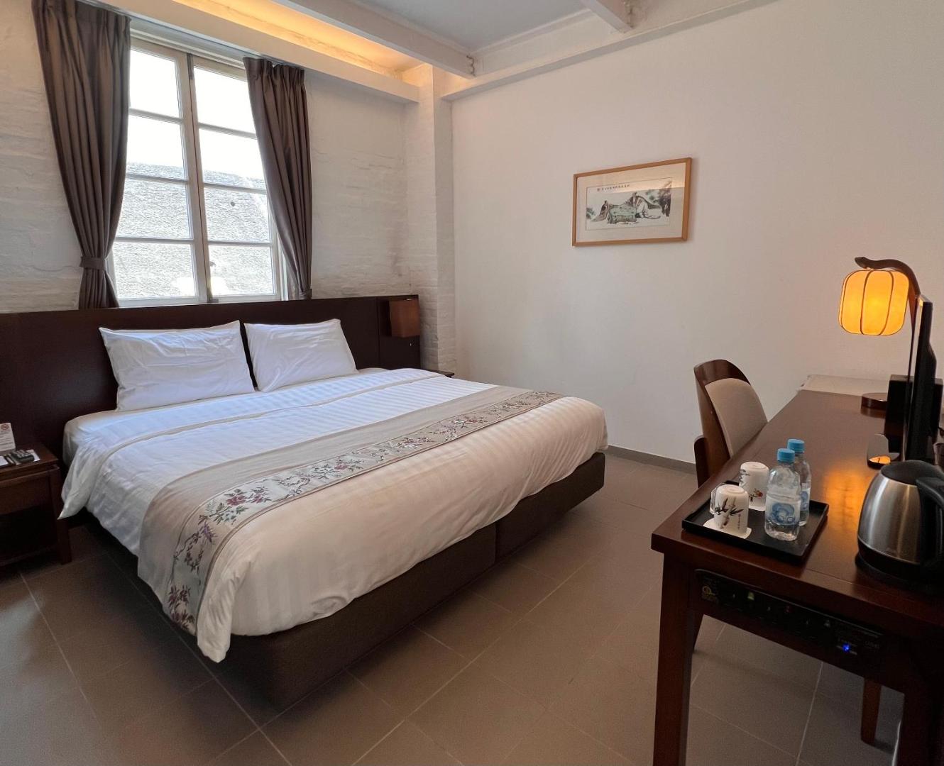 Heritage Lodge — rooms