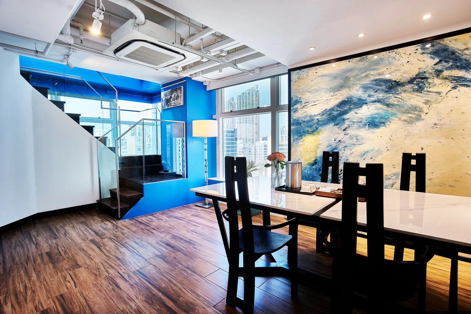 Tung Nam Lou Art Hotel — eat & drink