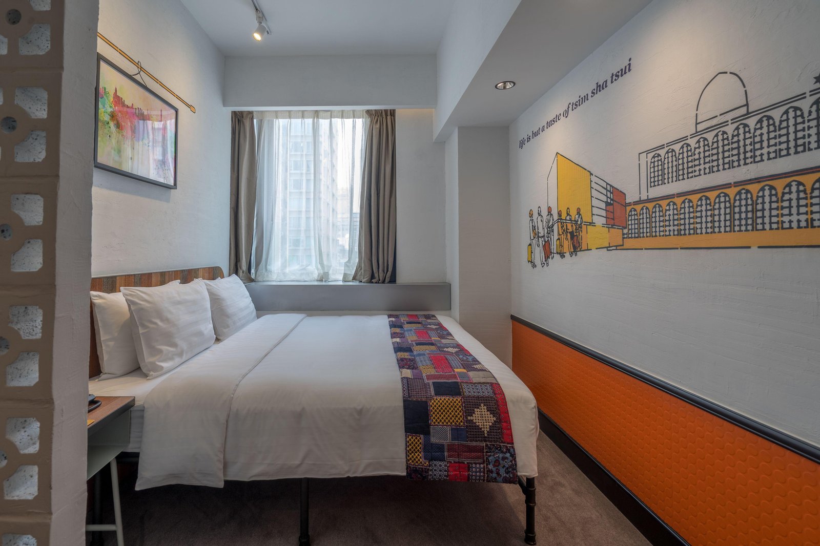 Attitude on Granville — rooms