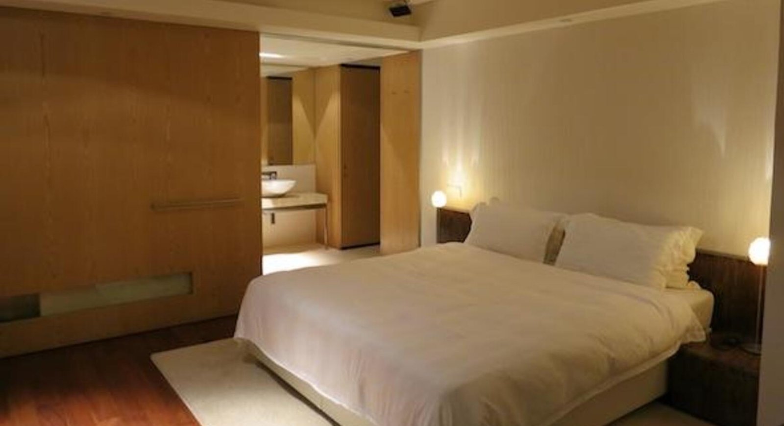 The Stanley Oriental Hotel — rooms