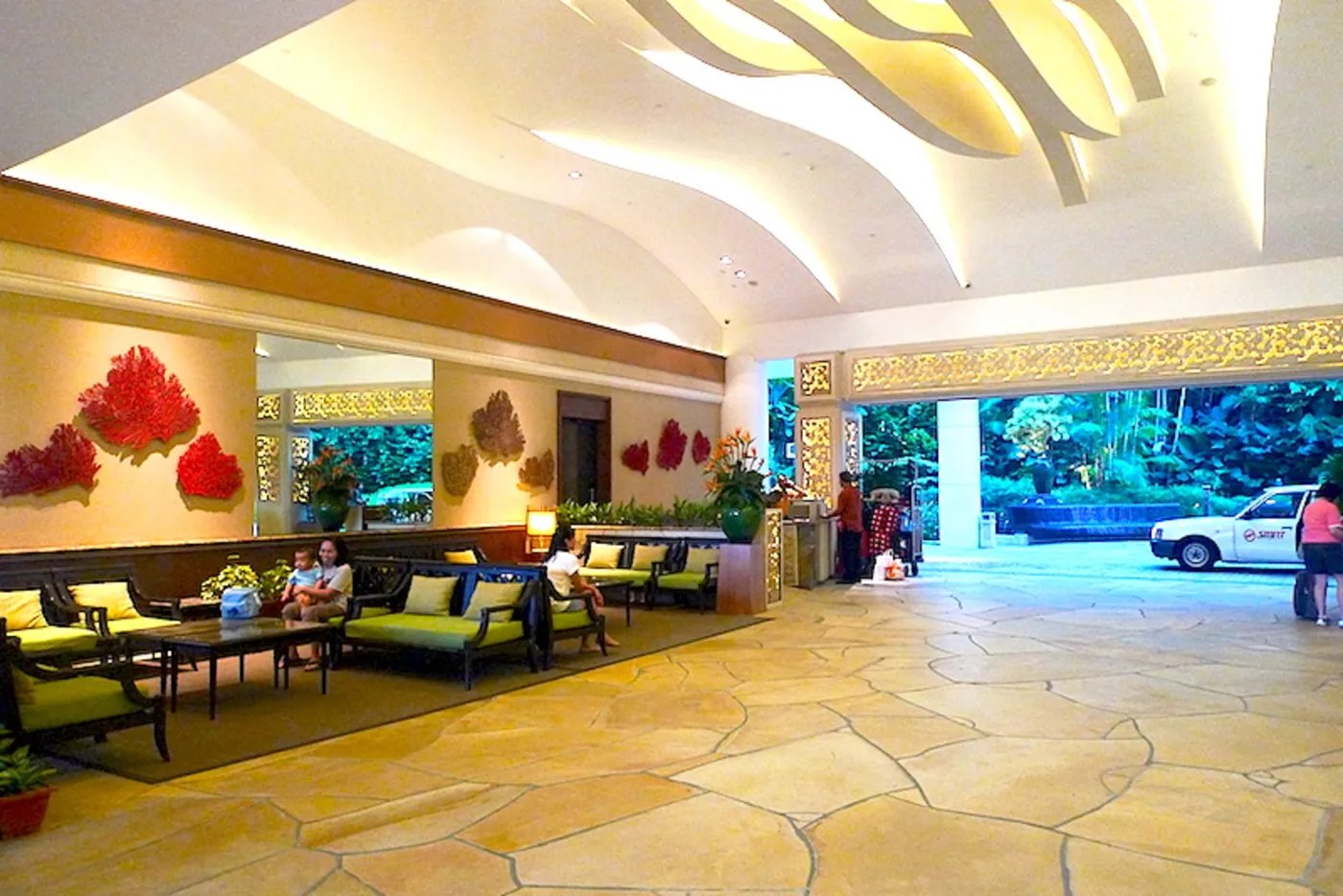 Shangri-La Rasa Sentosa, Singapore — vibe