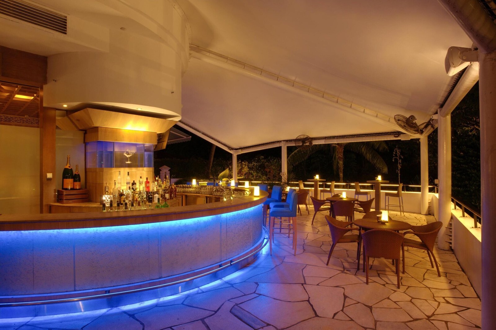 Shangri-La Rasa Sentosa, Singapore — eat & drink