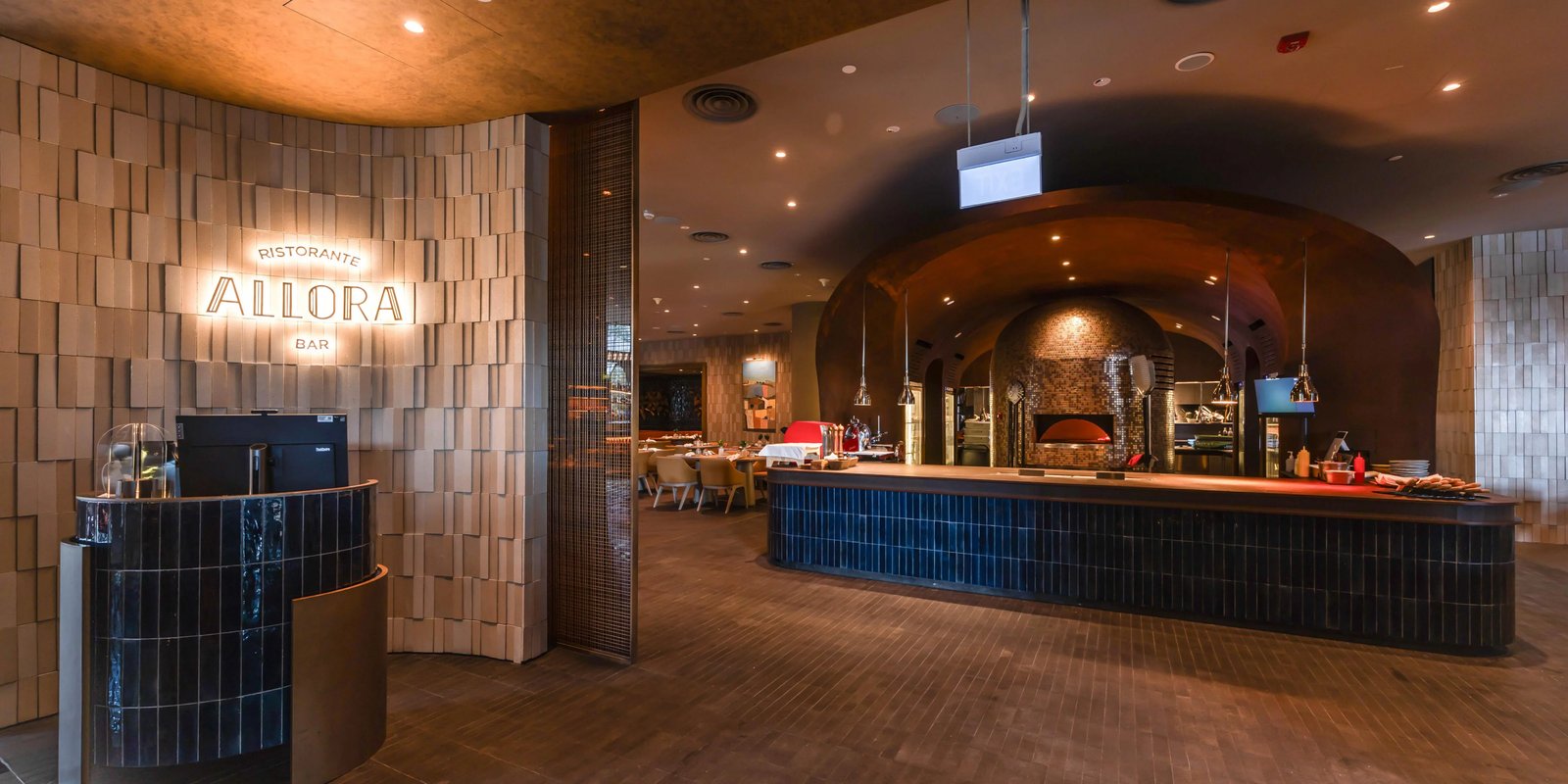 Crowne Plaza Changi Airport by IHG — eat & drink