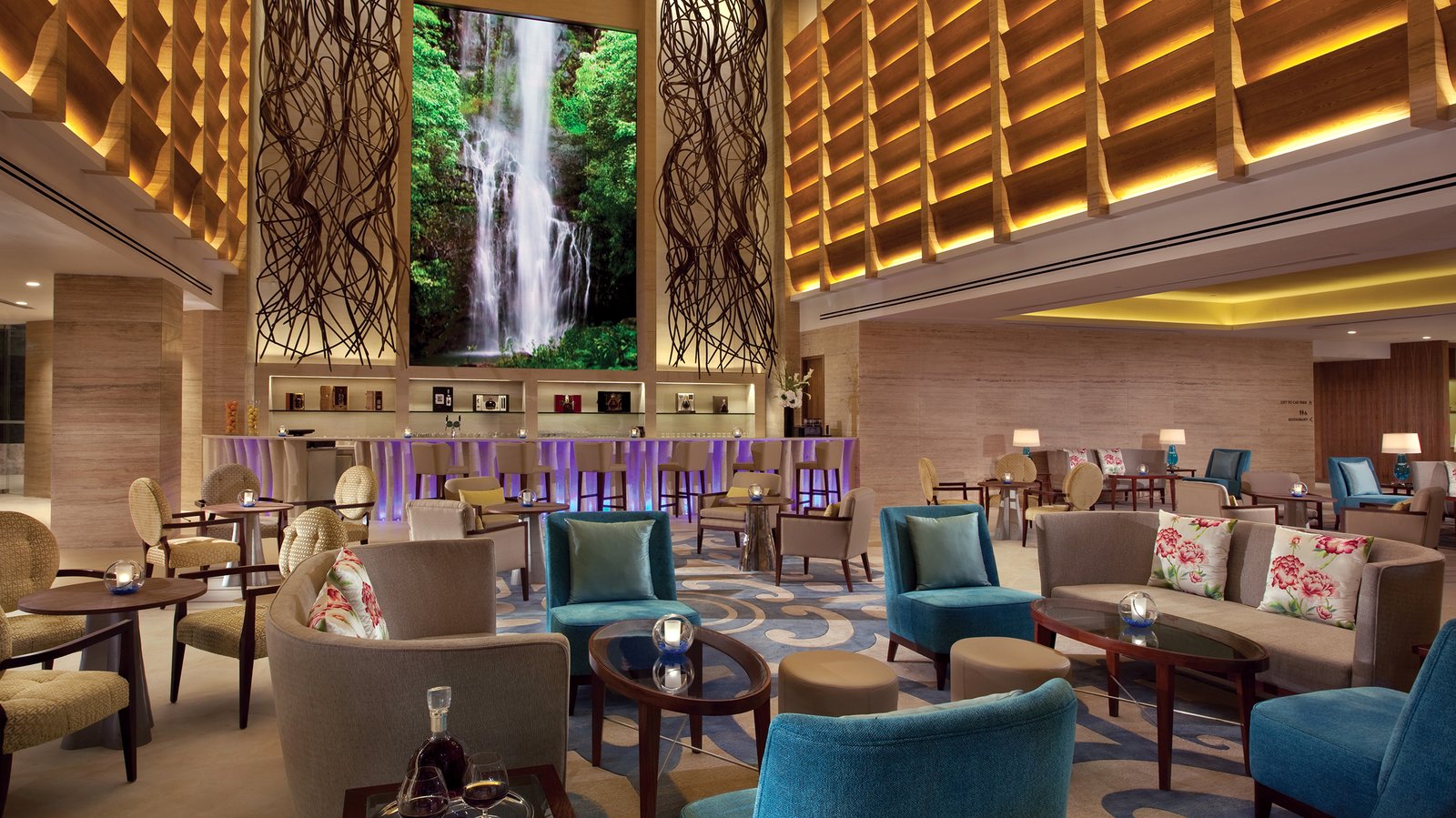Equarius Hotel — eat & drink