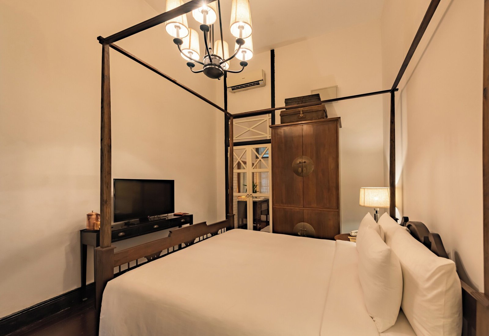 Labrador Villa — rooms