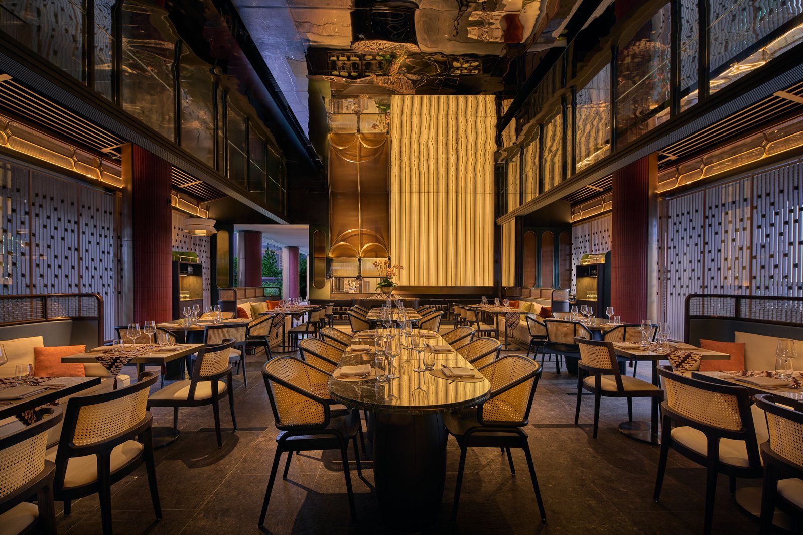 Varel Singapore, a Tribute Portfolio Hotel — eat & drink