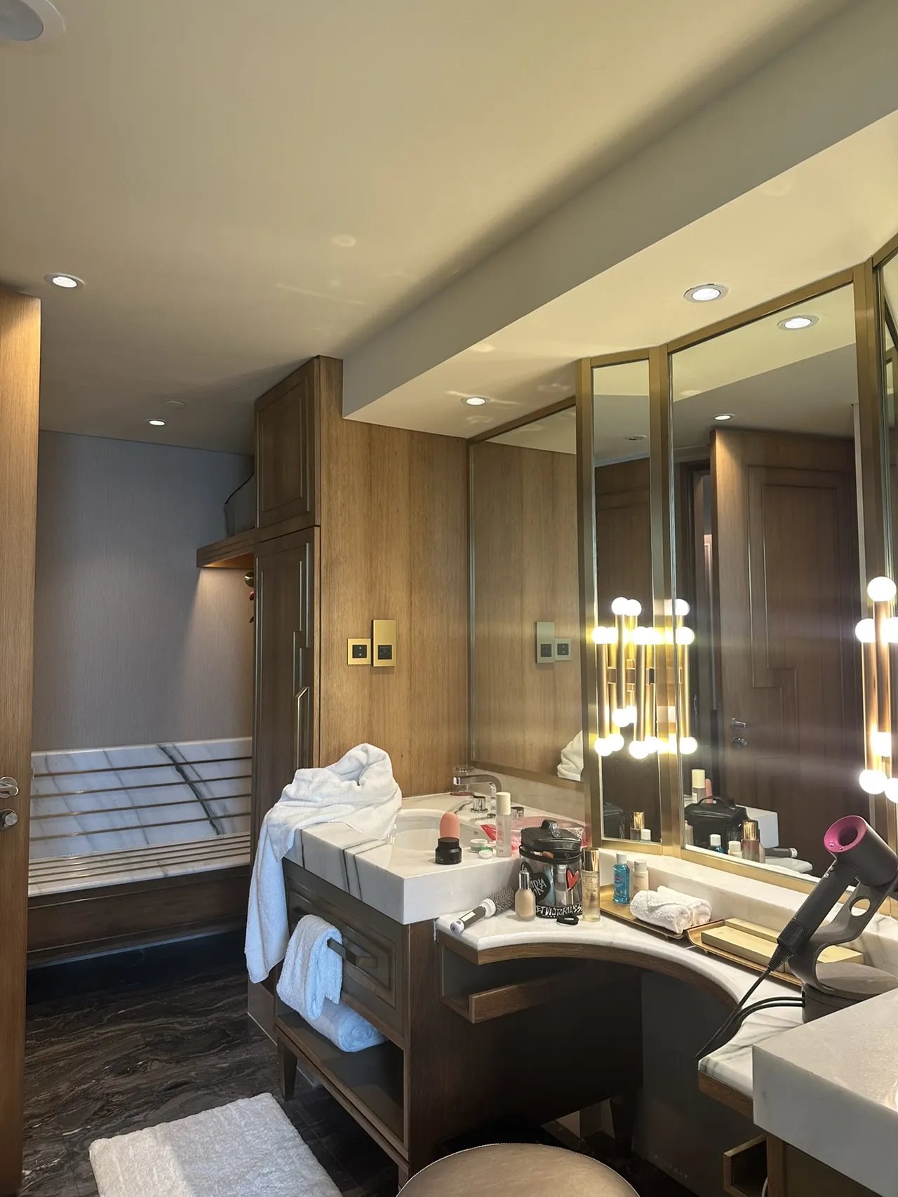 Crockfords Tower — rooms