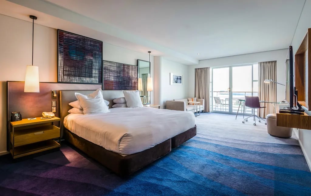 Hilton Auckland — rooms