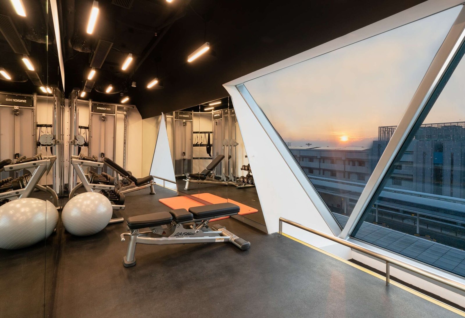 YOTELAIR Singapore Changi, the gym