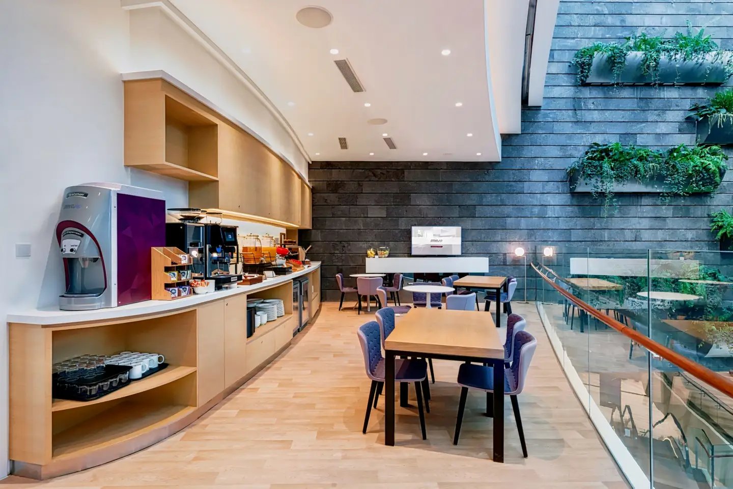 YOTELAIR Singapore Changi, komyuniti lounge