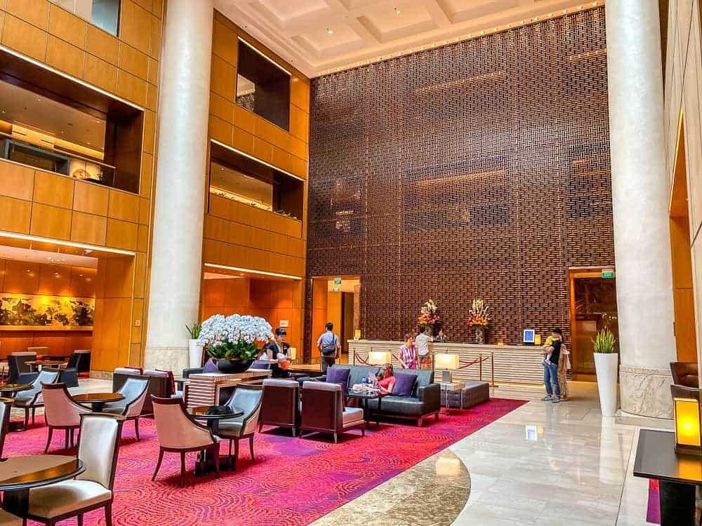 Singapore Marriott Tang Plaza Hotel — vibe