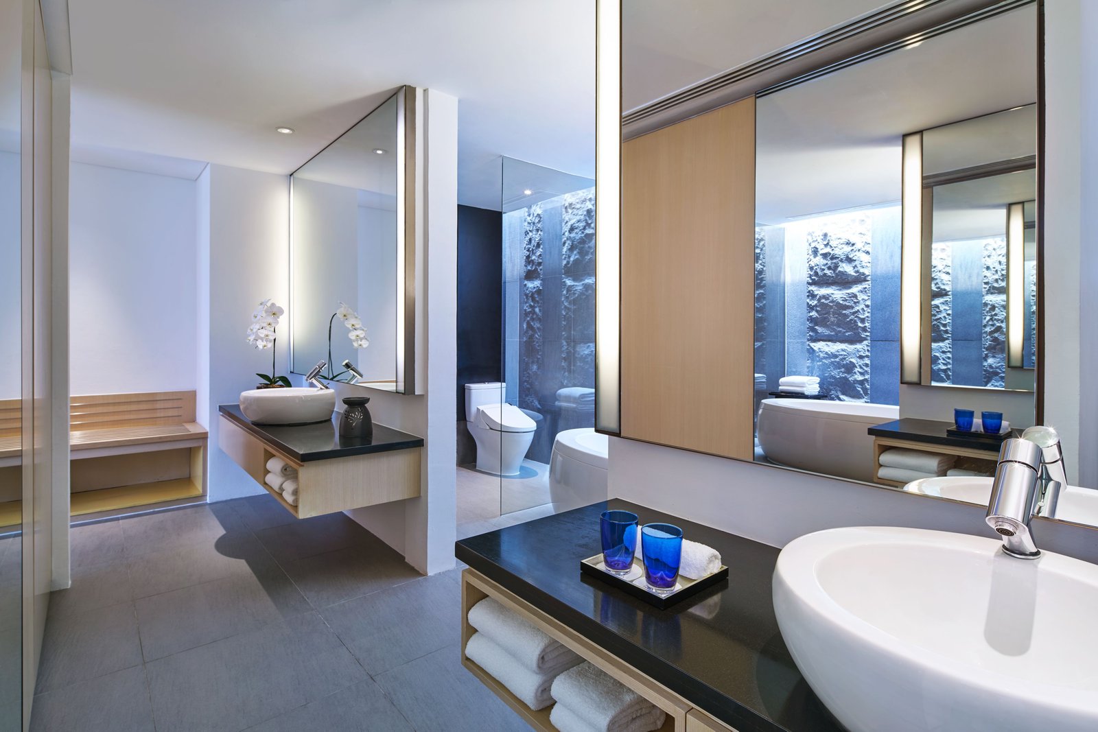 Singapore Marriott Tang Plaza Hotel — rooms
