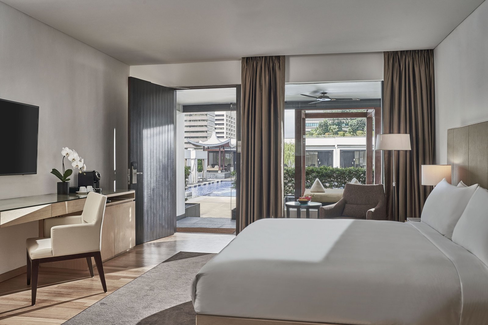Singapore Marriott Tang Plaza Hotel — rooms