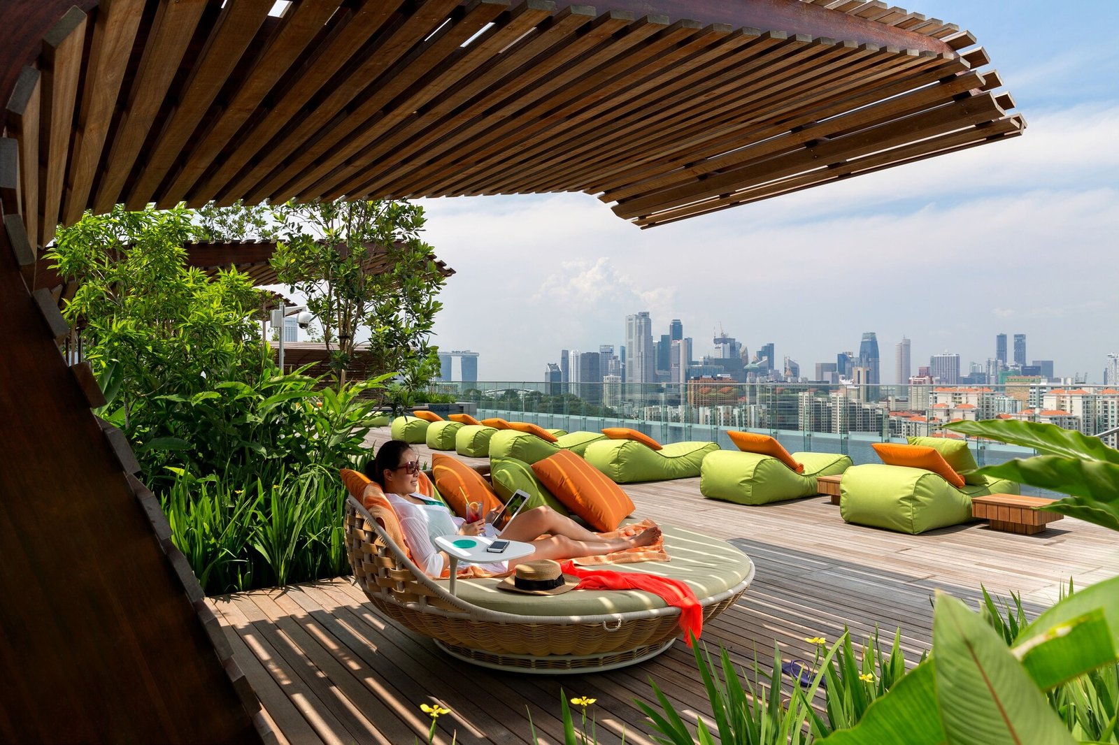 JEN Singapore Orchardgateway by Shangri-La — vibe