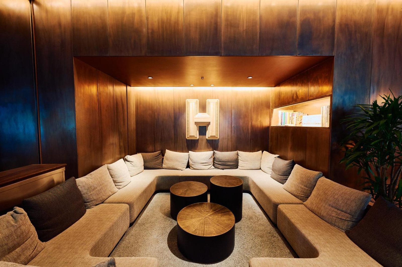 Hamacho Hotel, eat & drink