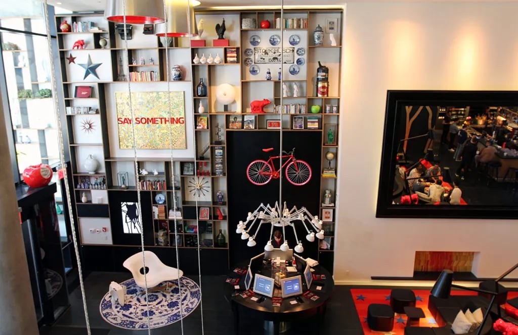 citizenM New York Times Square, vibe