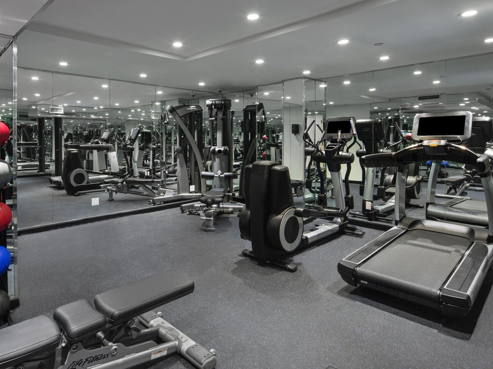 The Time New York - JDV by Hyatt, wellness