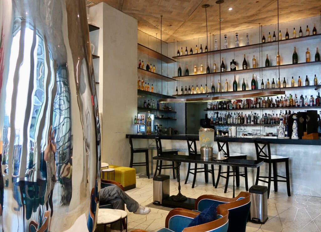 The Marmara Park Avenue, eat & drink