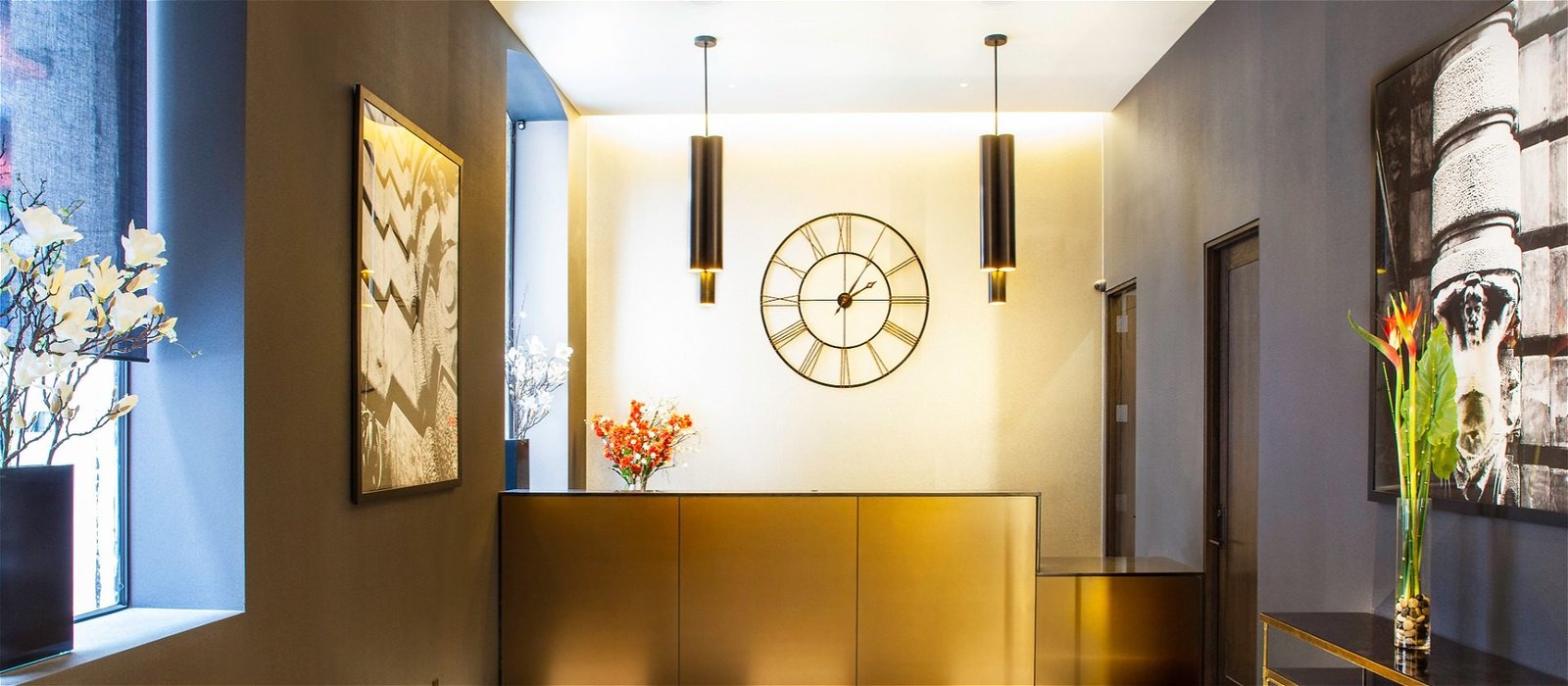 The Hotel at Fifth Avenue, vibe