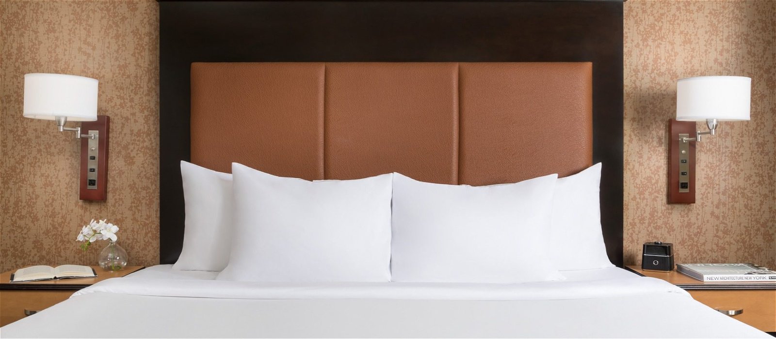 The Hotel at Fifth Avenue, rooms