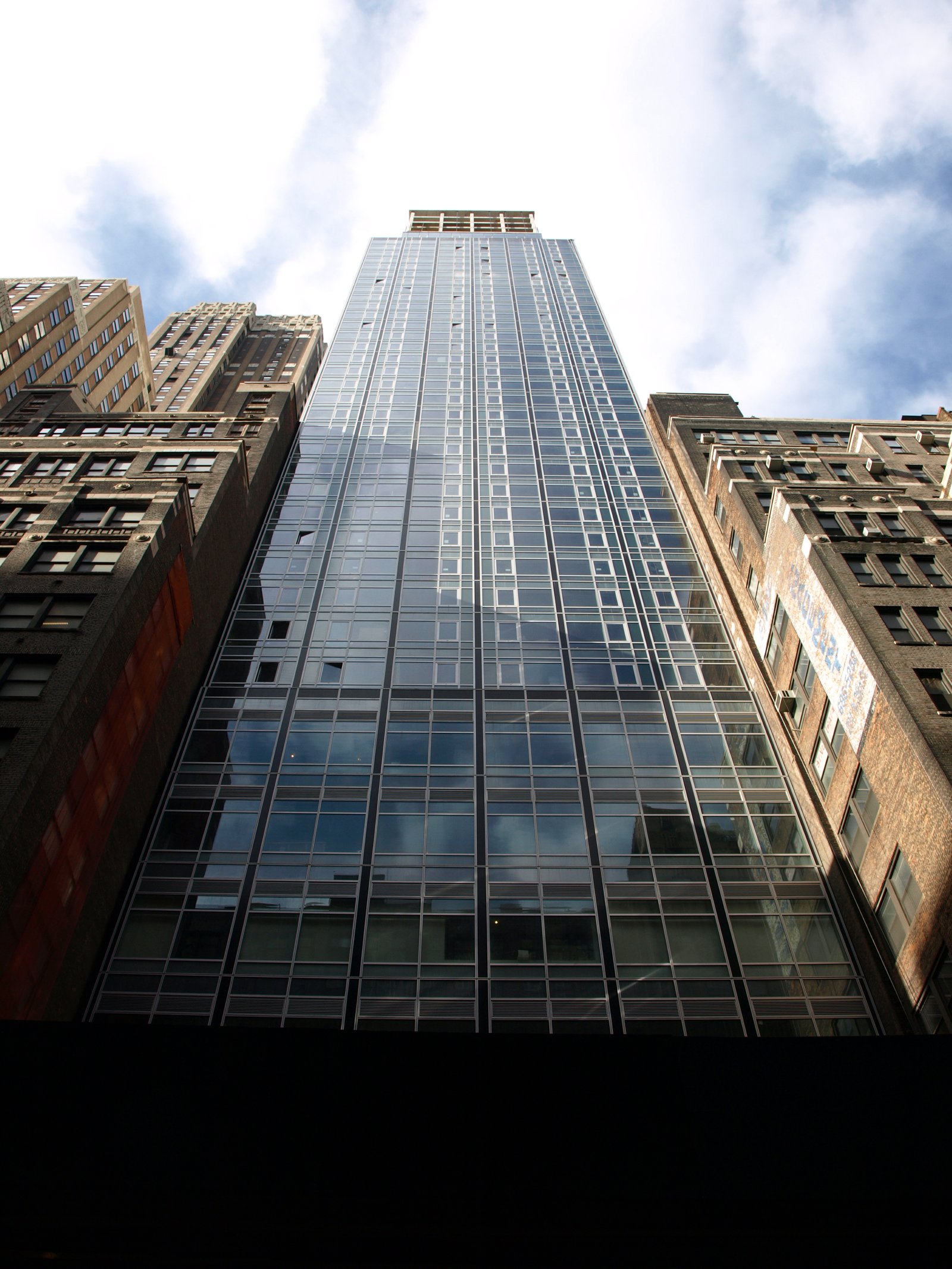 Renaissance New York Midtown Hotel, backstory