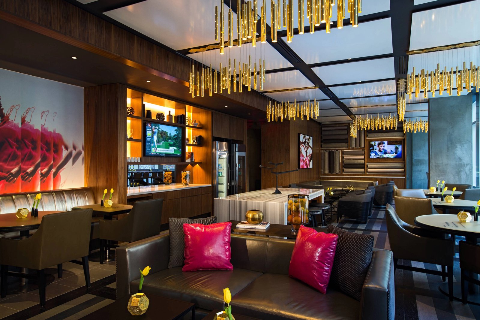Renaissance New York Midtown Hotel, eat & drink