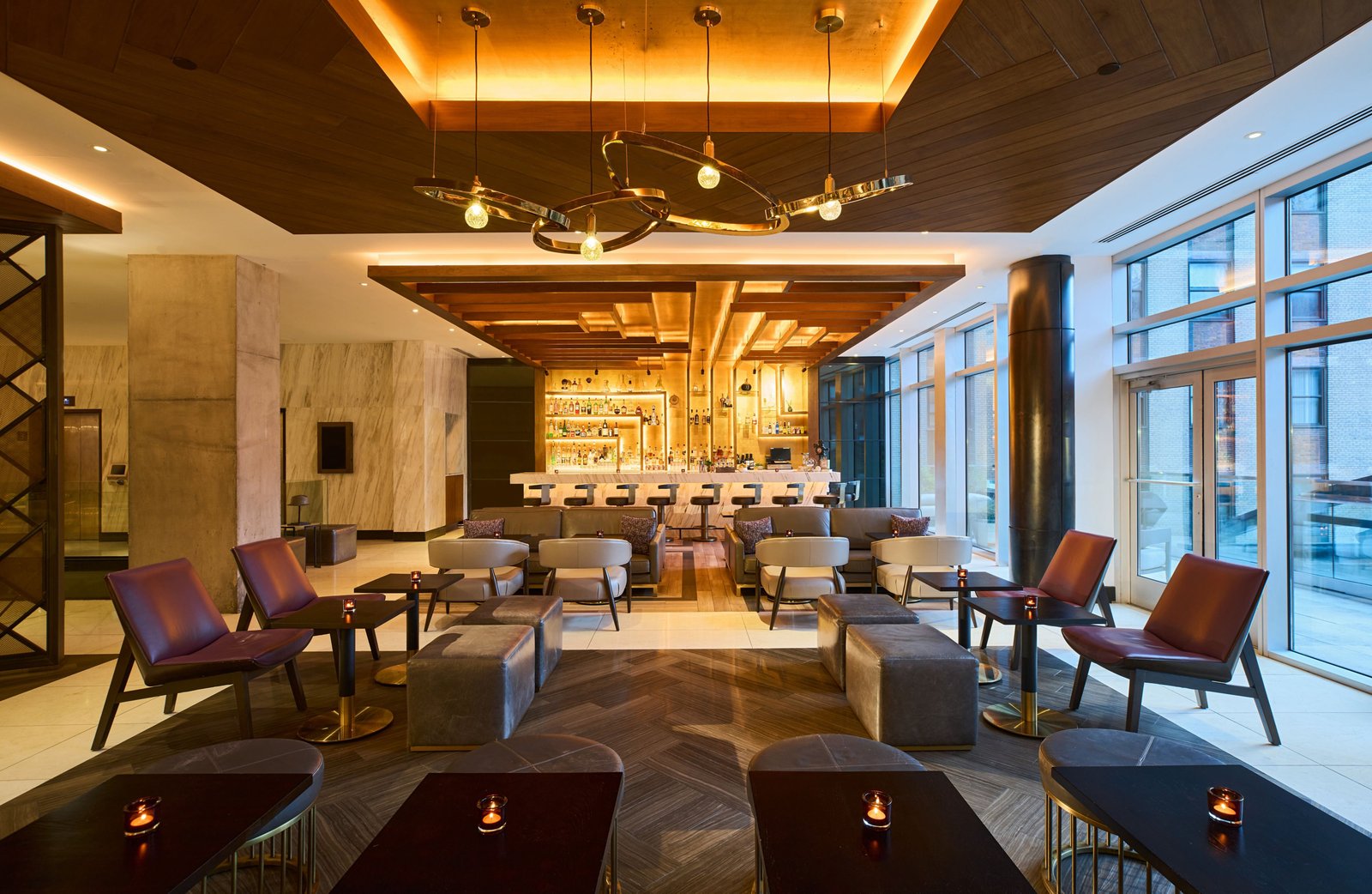 Renaissance New York Midtown Hotel, thread bar