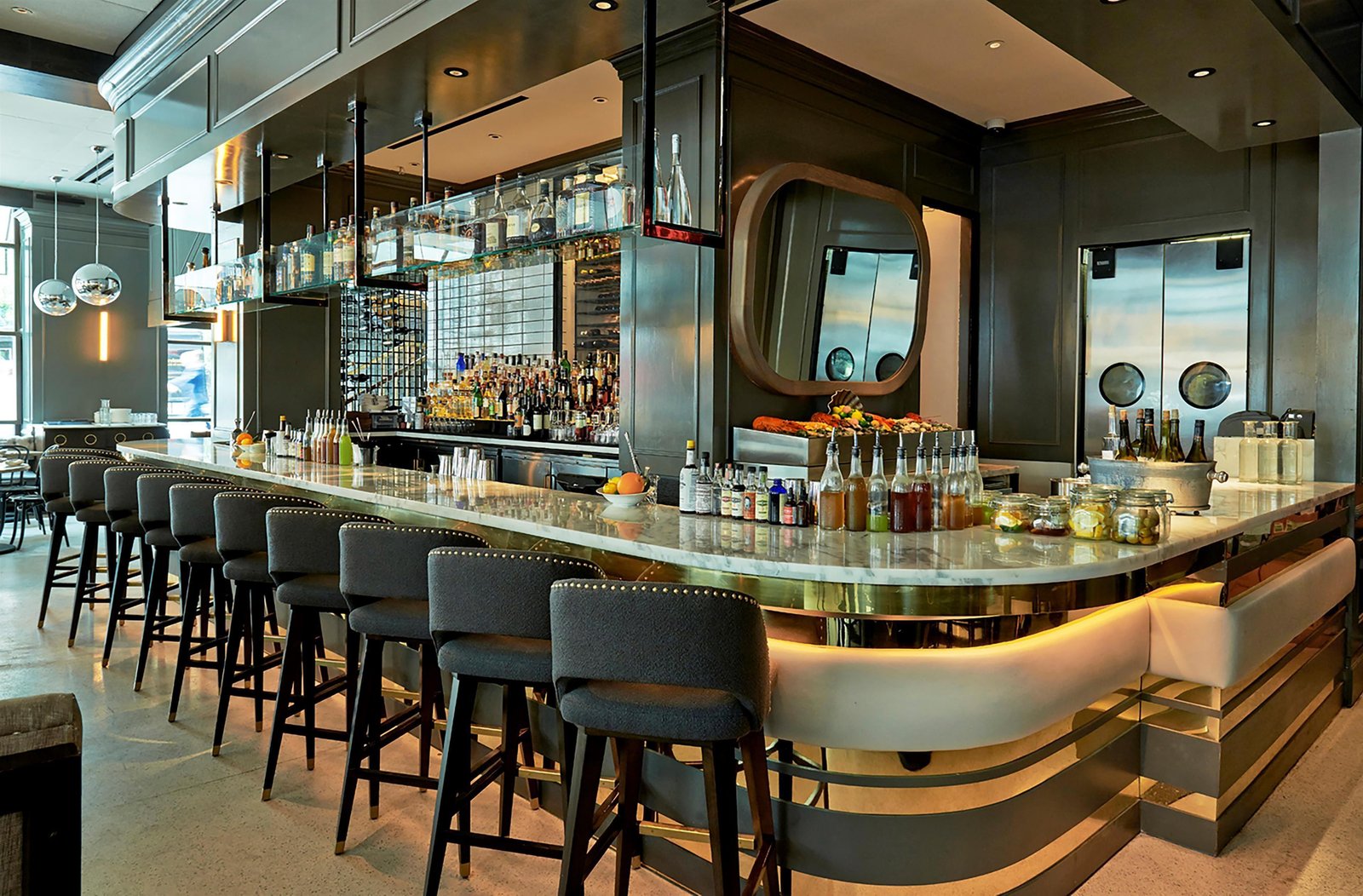 Hilton Club The Quin New York, eat & drink