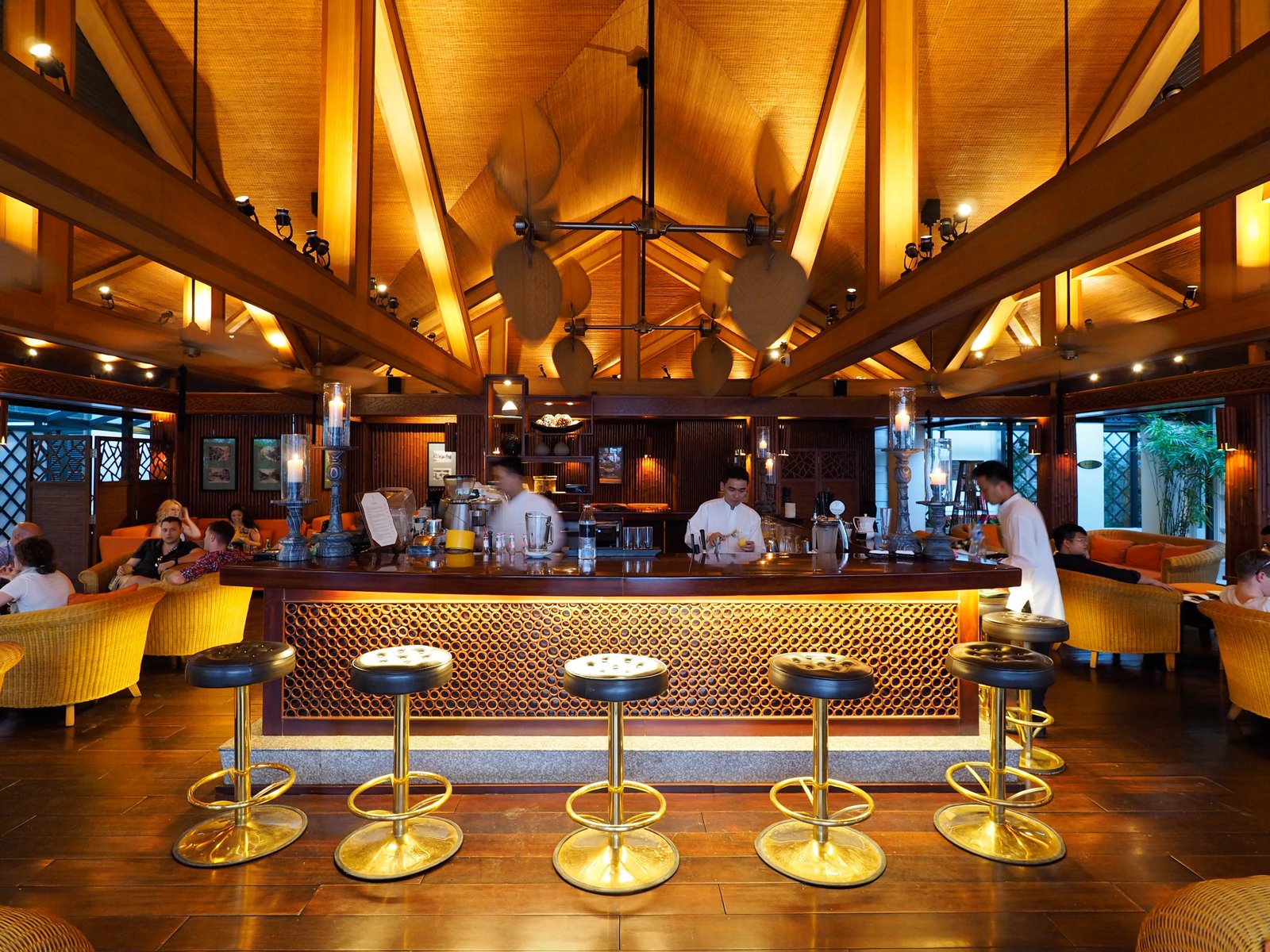 Sofitel Legend Metropole Hanoi, eat & drink