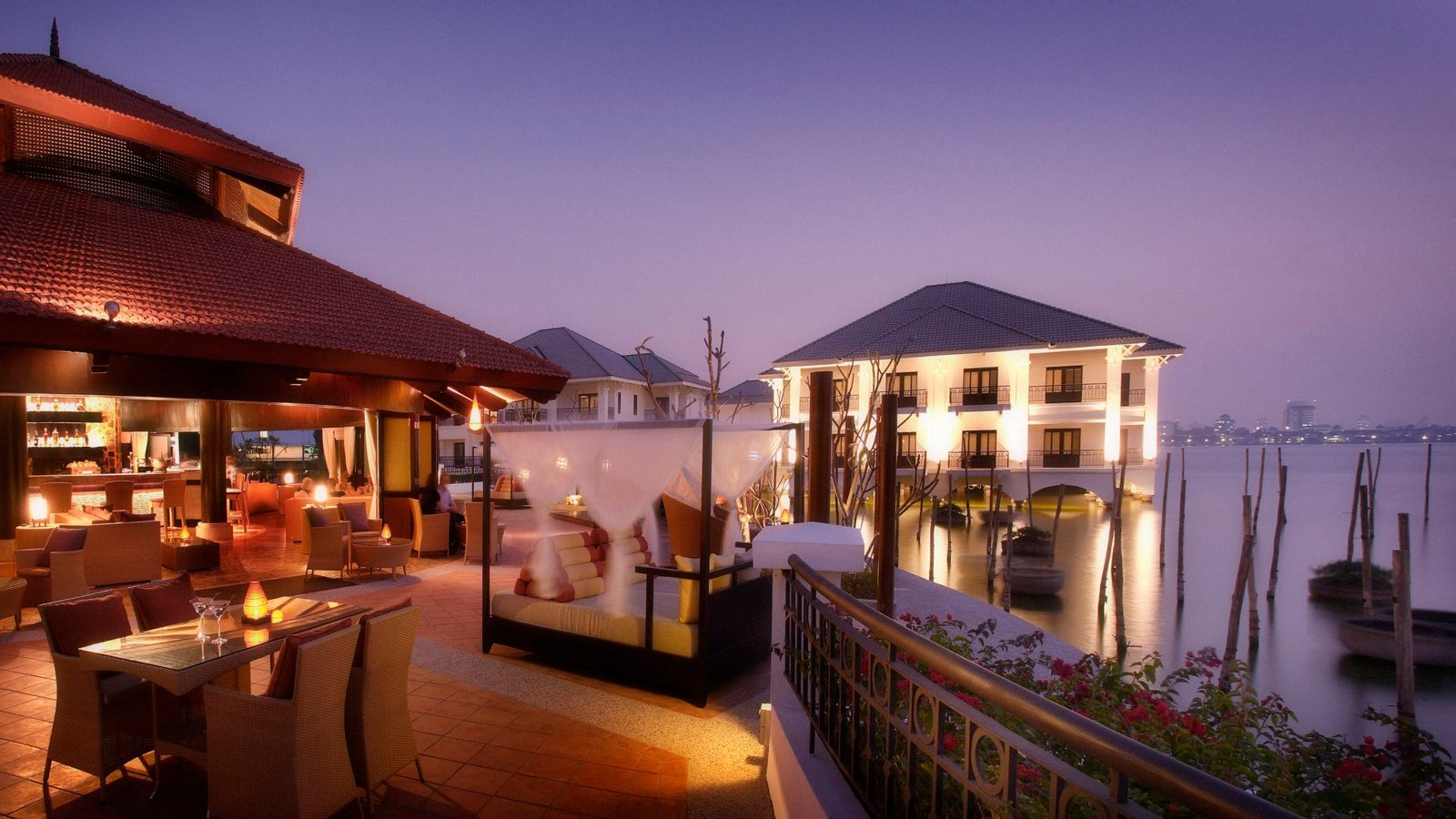 InterContinental Hanoi Westlake, eat & drink