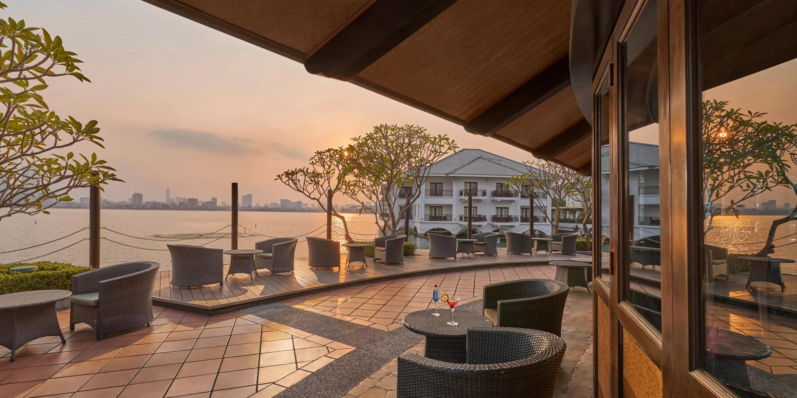 InterContinental Hanoi Westlake, vibe