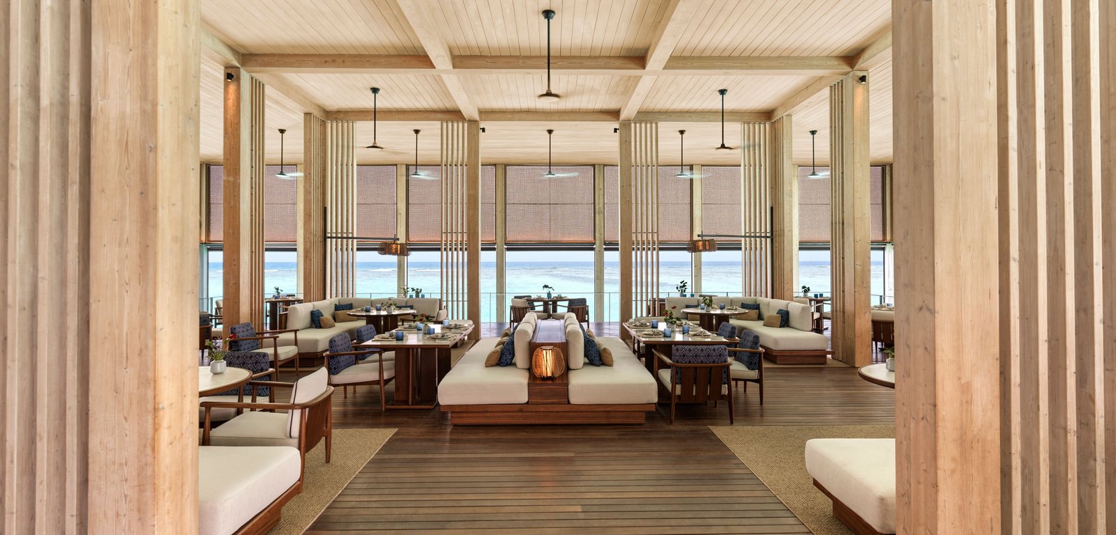 The Ritz-Carlton Maldives, Fari Islands, eat & drink