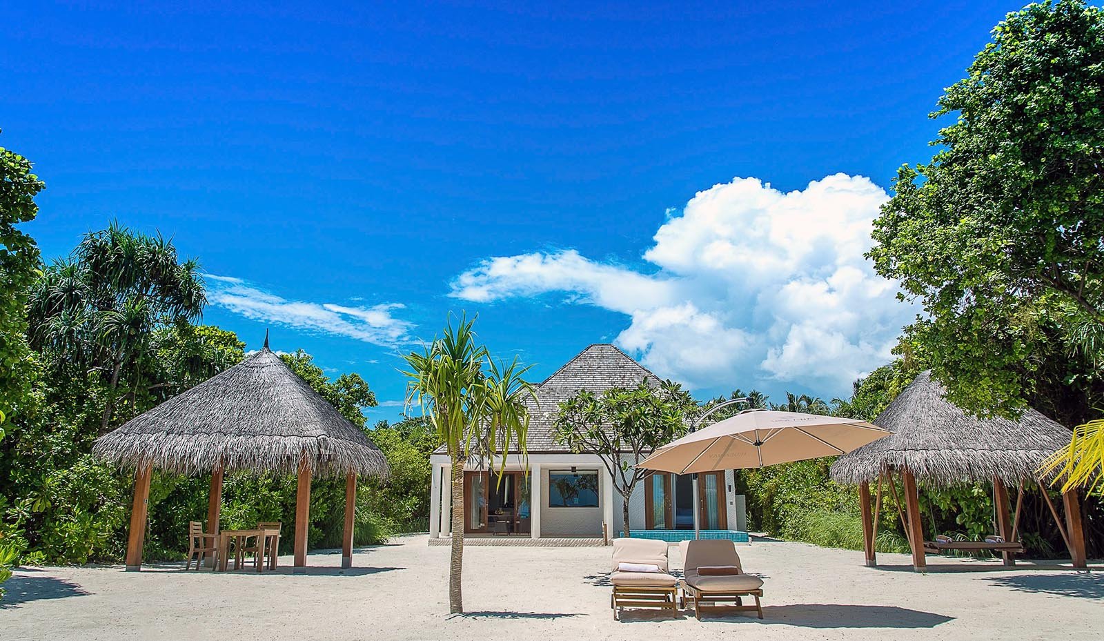 Hideaway Beach Resort and Spa, vibe