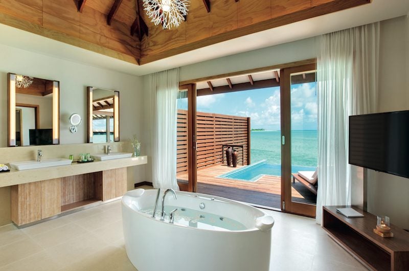 Hideaway Beach Resort and Spa, rooms