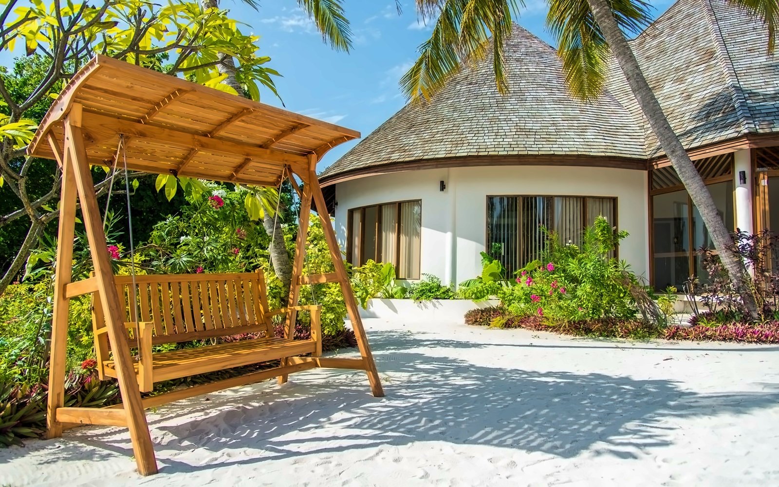 Hideaway Beach Resort and Spa, vibe