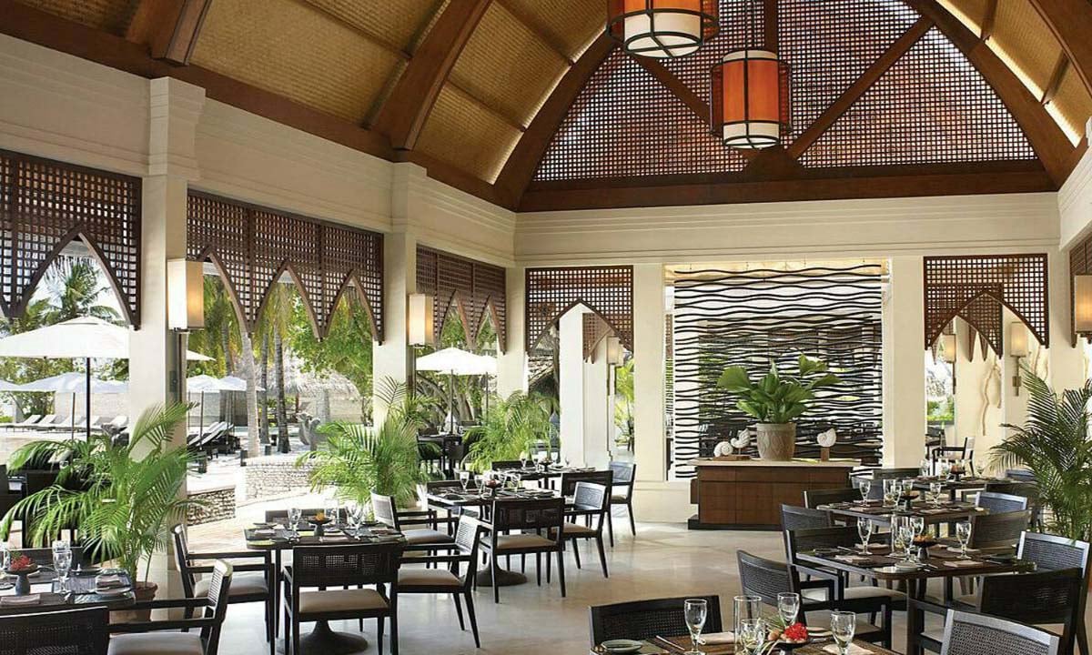 Four Seasons Resort Maldives at Kuda Huraa, eat & drink