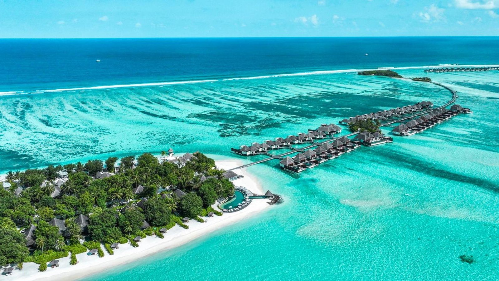 Four Seasons Resort Maldives at Kuda Huraa, vibe