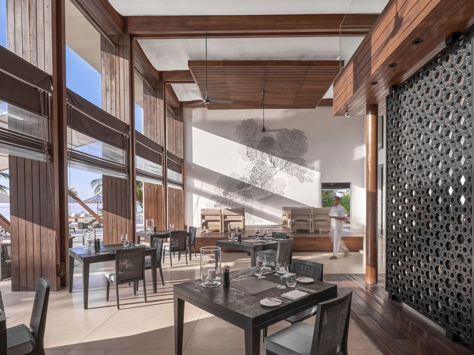 Park Hyatt Maldives Hadahaa, eat & drink