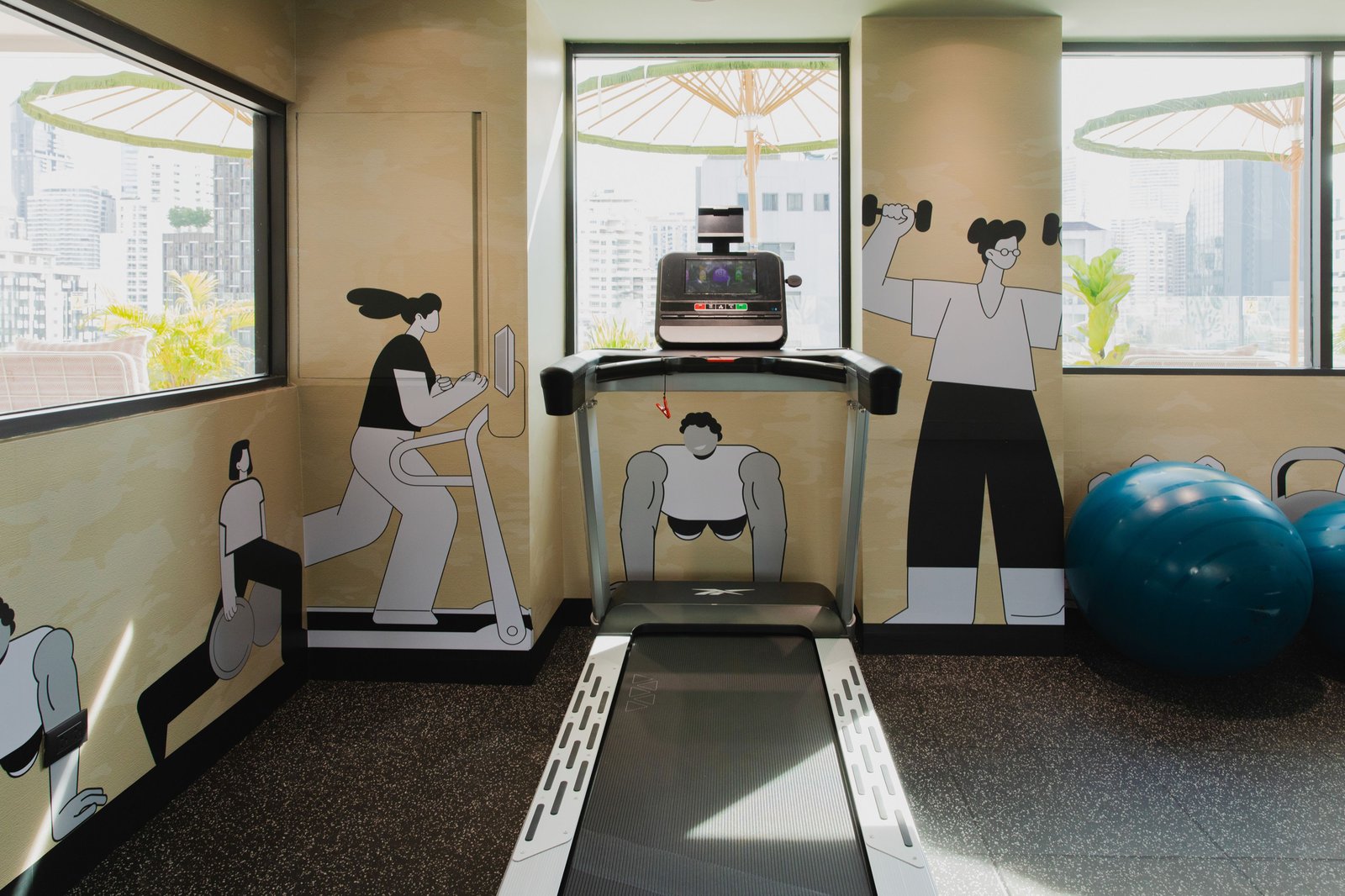 Public House Bangkok, the gym