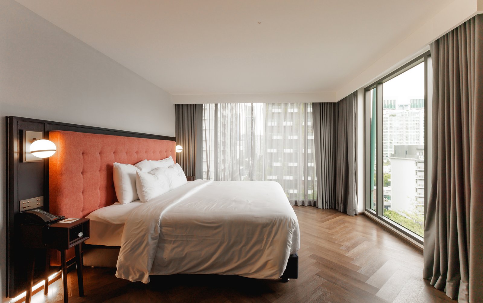 Public House Bangkok — rooms