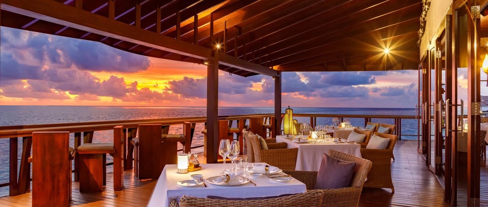 Ozen Reserve Bolifushi, eat & drink