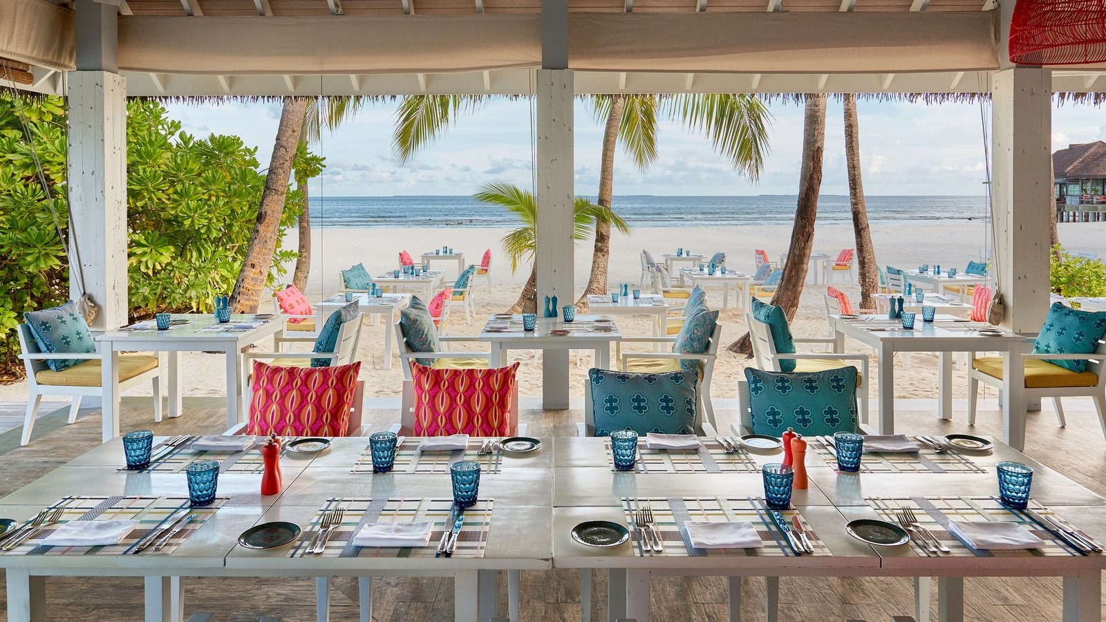Finolhu, a Seaside Collection Resort, eat & drink