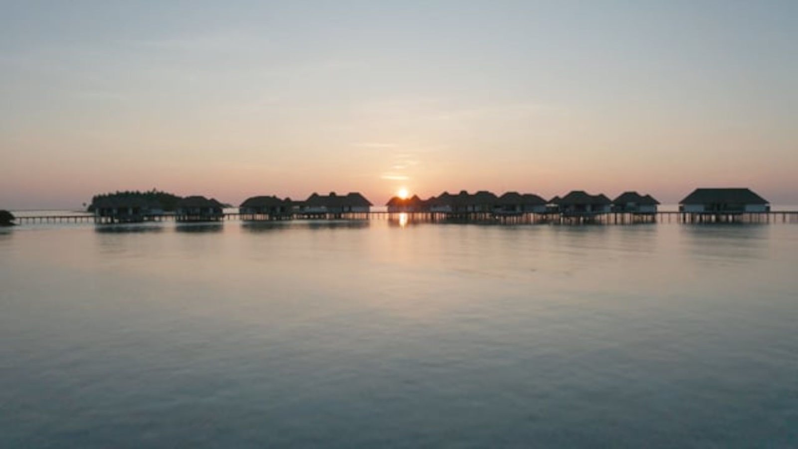 COMO Maalifushi, backstory