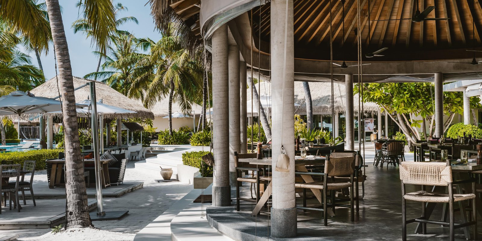 InterContinental Maldives Maamunagau Resort, eat & drink